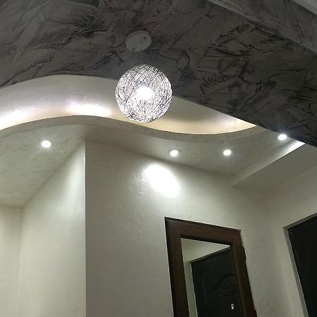 Irakli'S Apartment With Sea View บาทูมิ ภายนอก รูปภาพ