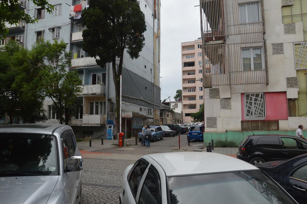 Irakli'S Apartment With Sea View บาทูมิ ห้อง รูปภาพ